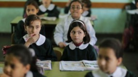 "التربية" بغزة تقرر إنهاء العام الدراسي الحالي