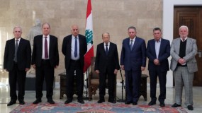 اجتماع الرئيس اللبناني ووفد من حركة فتح في بيروت