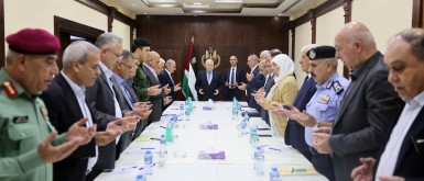الرئيس عباس يترأس اجتماعا لقادة الأجهزة الأمنية والمحافظين