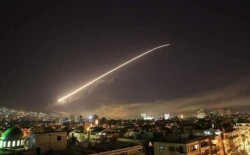 سوريا: الدفاع الجوي يتصدى لأهداف معادية في أجواء دمشق