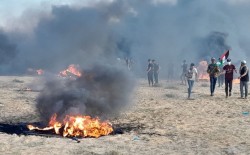 إصابات خلال تظاهرات قرب السياج الفاصل شرق غزة والاحتلال يقصف حدف حدودي
