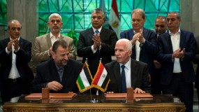 الأحمد: تطورات مهمة وإيجابية بملف المصالحة ووفد مصري يلتقي الرئيس عباس قريباً