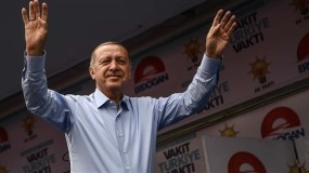 أردوغان رئيسا لتركيا لدورة جديدة ..وأنصاره يحتفلون